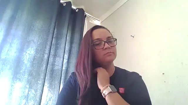Snapshot of lilMissMarli chatting on 8, 4, 2026 lilMissMarli online show from 8, 4, 2026