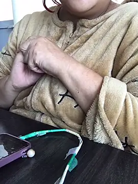 Evil kitty6 online show from 11, 11, 2025