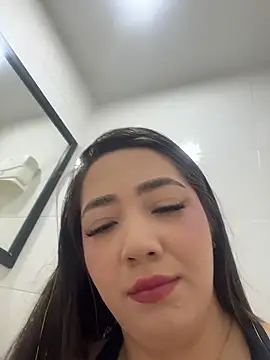 Hannahpradaa  online show from 9, 1, 2026