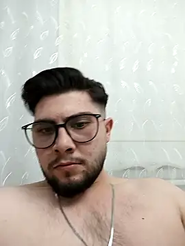 Mstfaavan64 online show from 12, 4, 2026