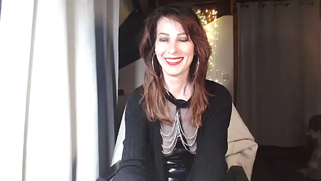 Snapshot of MissDyannis chatting on 27, 3, 2026 MissDyannis online show from 27, 3, 2026