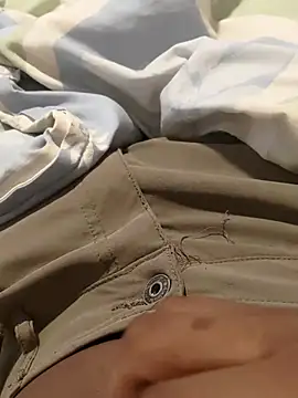 Snapshot of bigbuufuu chatting on 26, 10, 2025 bigbuufuu online show from 26, 10, 2025