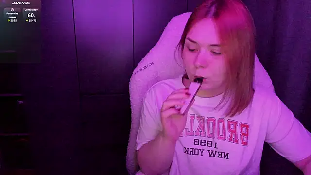 sophia lix online show from 31, 5, 2026