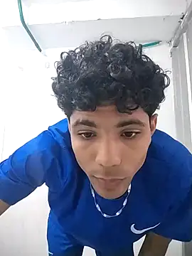 Alex Sweeting online show from 25, 3, 2026