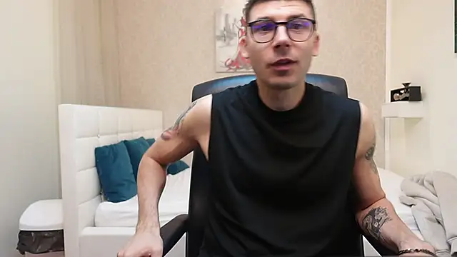 Snapshot of _Alex_Star chatting on 30, 10, 2025  Alex Star online show from 30, 10, 2025