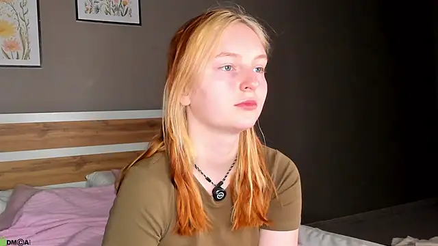 Snapshot of AngelWisee chatting on 8, 7, 2026 AngelWisee online show from 8, 7, 2026