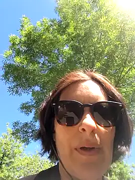 Piediniecollant online show from 24, 4, 2026