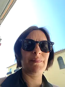 Piediniecollant online show from 27, 4, 2026