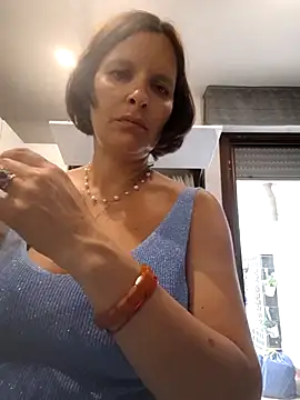 Piediniecollant online show from 30, 6, 2026