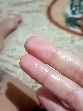 Snapshot of tutti2pbuzz chatting on 31, 10, 2025 tutti2pbuzz online show from 31, 10, 2025