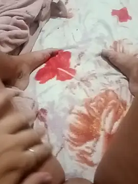 Snapshot of tutti2pbuzz chatting on 3, 11, 2025 tutti2pbuzz online show from 3, 11, 2025