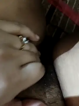 Snapshot of Israt_Riya_25 chatting on 31, 10, 2025 Israt Riya 25 online show from 31, 10, 2025