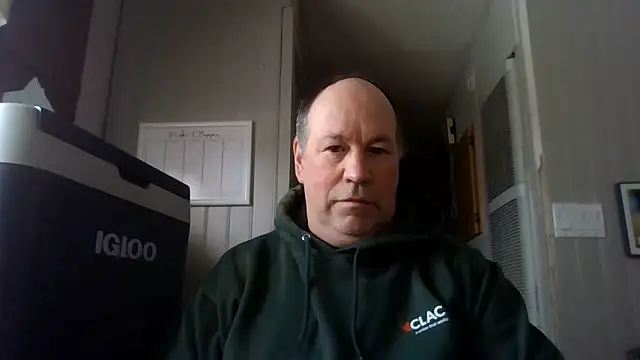 Snapshot of Jay4Seniors chatting on 4, 2, 2026 Jay4Seniors online show from 4, 2, 2026