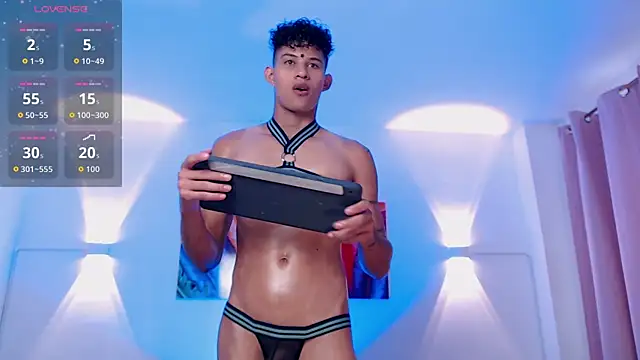 KamiSuarez online show from 9, 4, 2026