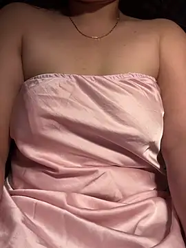 heodat-sexx online show from 8, 4, 2026