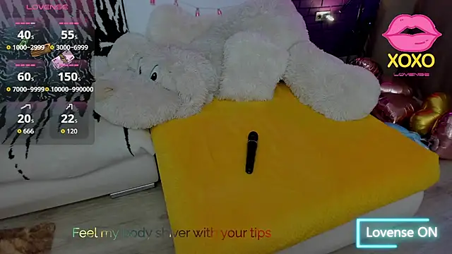 Snapshot of GlowMimi chatting on 29, 5, 2026 GlowMimi online show from 29, 5, 2026