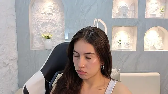 Nikka Tx online show from 4, 12, 2025