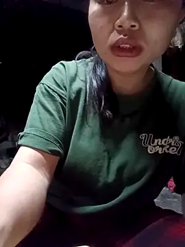 Snapshot of yoyo-mi chatting on 19, 4, 2026 yoyo-mi online show from 19, 4, 2026