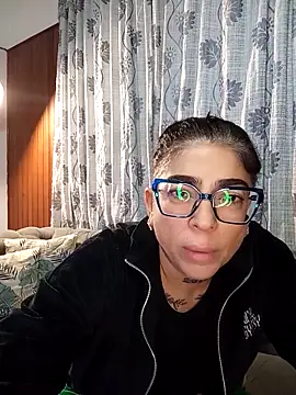 solmorochia online show from 5, 4, 2026