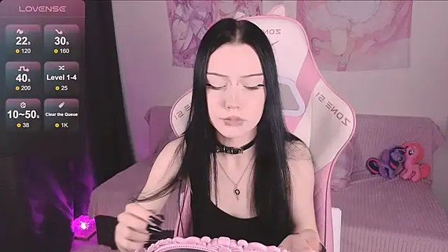 ophelia amber online show from 28, 6, 2026