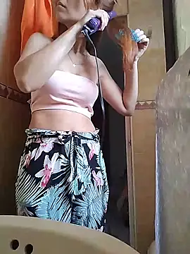 julialex  online show from 7, 3, 2026