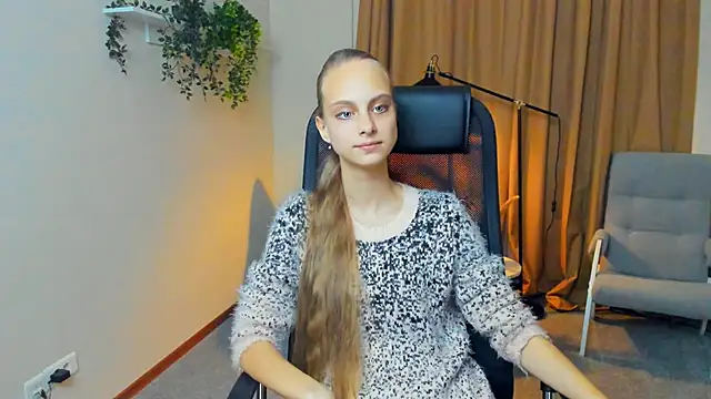 Snapshot of EmaBolins chatting on 29, 10, 2025 EmaBolins online show from 29, 10, 2025