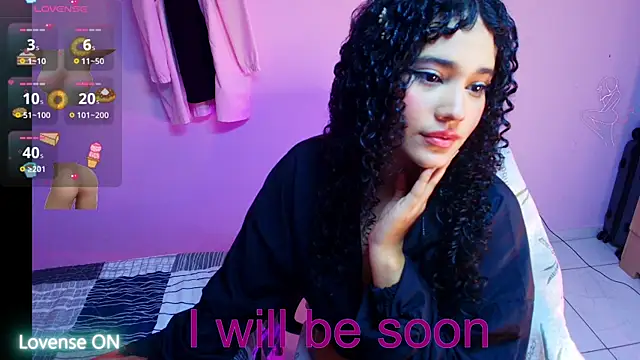 Aprilsweet2005 online show from 21, 5, 2026