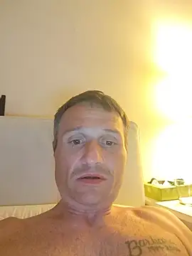 Snapshot of Caliguy36 chatting on 23, 7, 2026 Caliguy36 online show from 23, 7, 2026