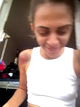 sabrinaneves online show from 5, 1, 2026