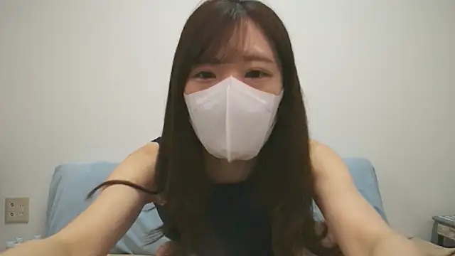 Snapshot of Minami_jjjj chatting on 19, 5, 2026 Minami jjjj online show from 19, 5, 2026