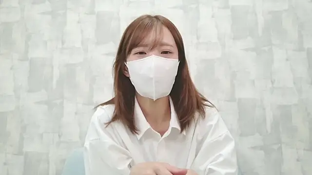 Snapshot of Minami_jjjj chatting on 7, 8, 2026 Minami jjjj online show from 7, 8, 2026