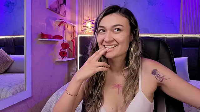 Im-Lola online show from 25, 11, 2025