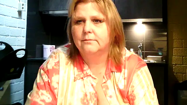 Sylviastar46 online show from 7, 3, 2026