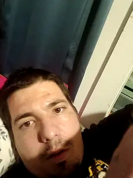 Snapshot of poppydeekzat chatting on 31, 10, 2025 poppydeekzat online show from 31, 10, 2025