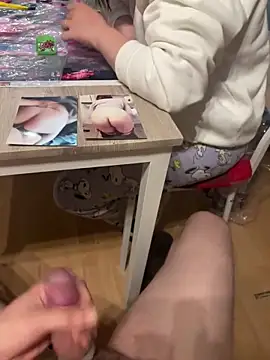 Teeny-Slut18 online show from 4, 6, 2026