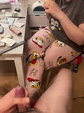 Teeny-Slut18 online show from 7, 6, 2026