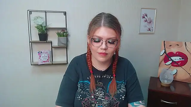 Snapshot of Lina_ri_ chatting on 10, 11, 2025 Lina ri online show from 10, 11, 2025