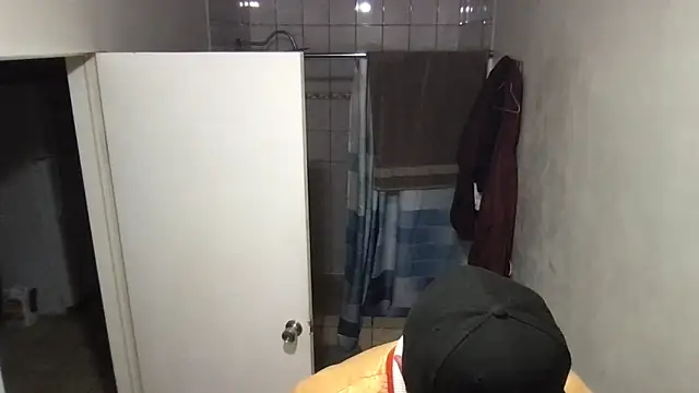 ezrah23 online show from 15, 12, 2025