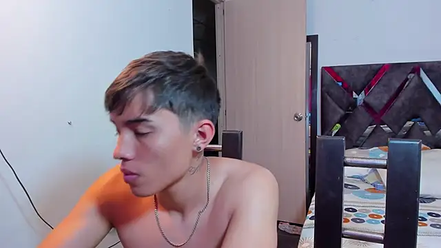 MollyandFher online show from 24, 11, 2025