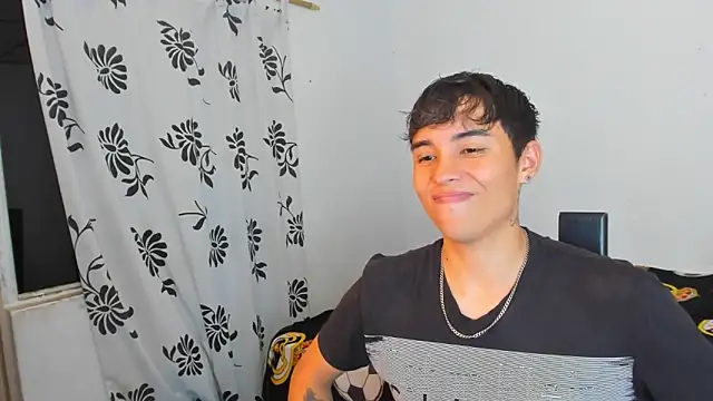 MollyandFher online show from 22, 12, 2025