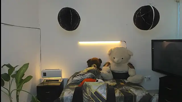 darwinandbrayann online show from 2, 3, 2026