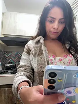 MailynAndNick online show from 2, 2, 2026