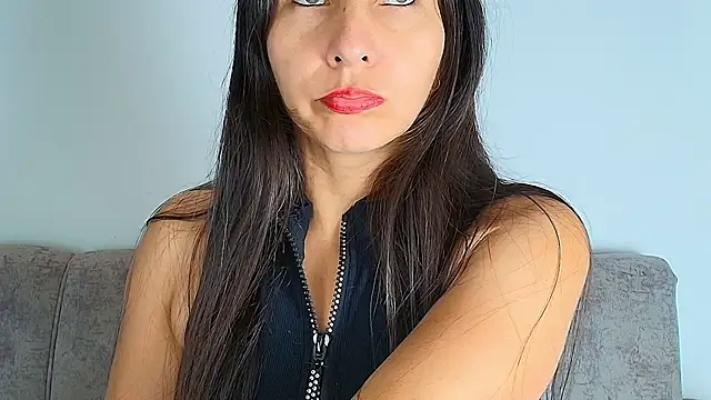 Snapshot of alana_pink95 chatting on 11, 11, 2025 alana pink95 online show from 11, 11, 2025