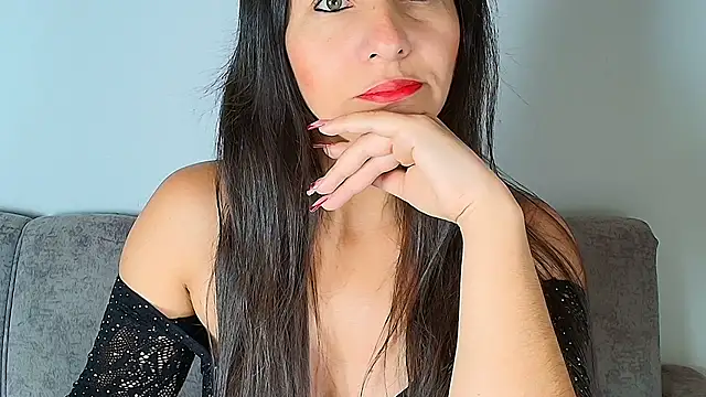 Snapshot of alana_pink95 chatting on 12, 11, 2025 alana pink95 online show from 12, 11, 2025