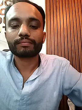 Advance01 online show from 17, 11, 2025