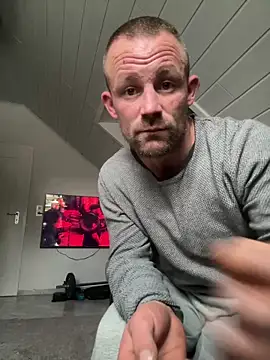 Snapshot of superbertok chatting on 9, 11, 2025 superbertok online show from 9, 11, 2025