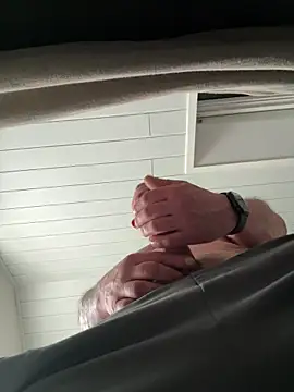 superbertok online show from 18, 4, 2026