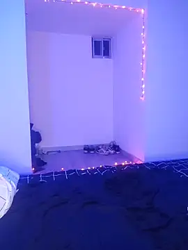 Snapshot of EvonyFoxxx chatting on 22, 12, 2025 EvonyFoxxx online show from 22, 12, 2025