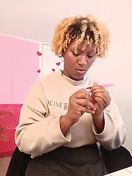 EvonyFoxxx online show from 2, 4, 2026