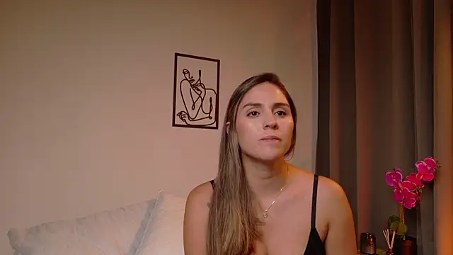 Snapshot of VictoriaNova_ chatting on 26, 5, 2026 VictoriaNova online show from 26, 5, 2026